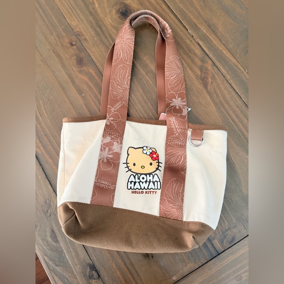 Hello Kitty Handbags - Aloha Hawaii Hello Kitty Tote ABC Store